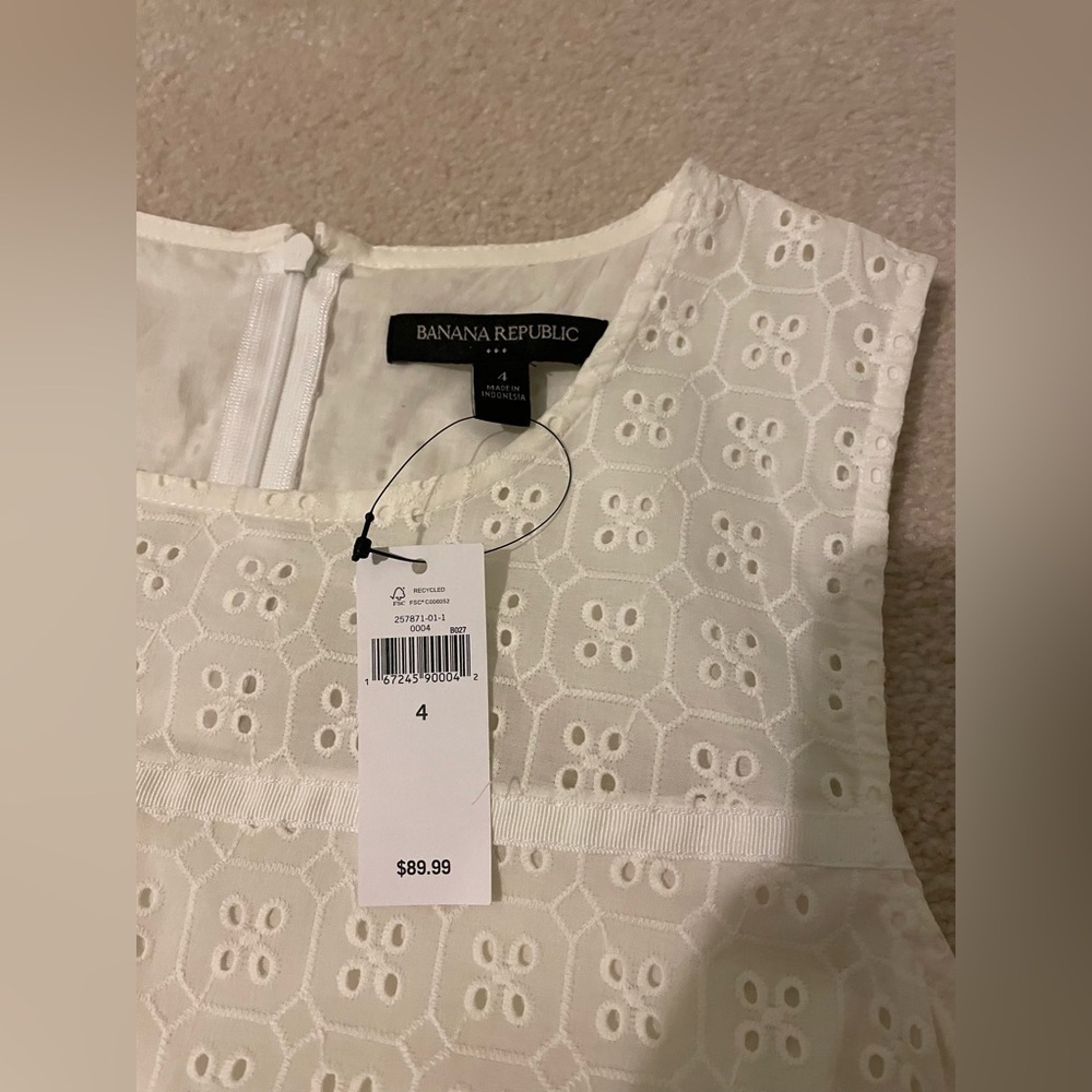BANANA REPUBLIC eyelet mini dress size 4 NWT - Picture 3 of 9